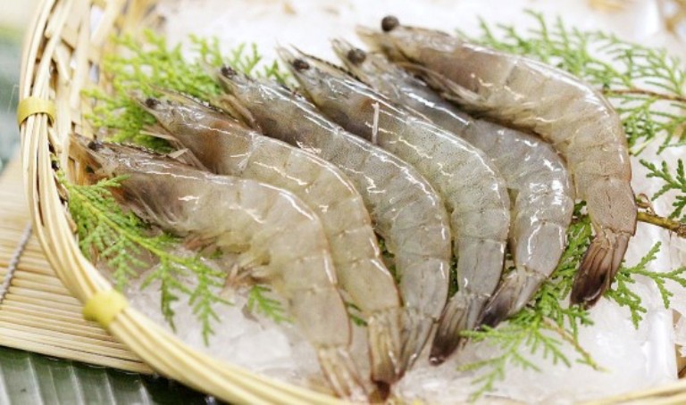 Frozen white shrimp (16/20) Head on shell on - 454g drained weight