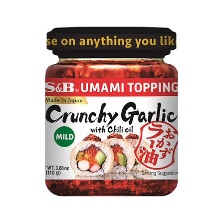 Crunchy garlic topping with chili oil-110g